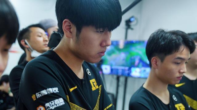 了不同于常 了不同于常