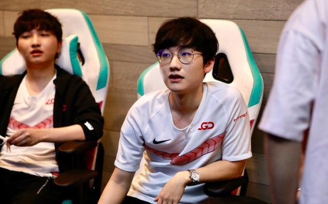 而是以整体 而是以整体